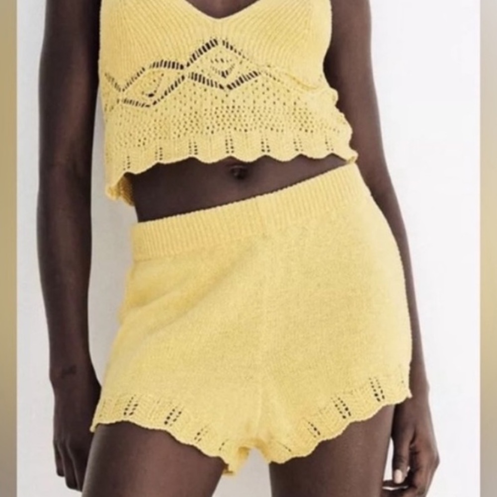 Zara Vibrant Yellow Knit Scalloped-Hem Shorts